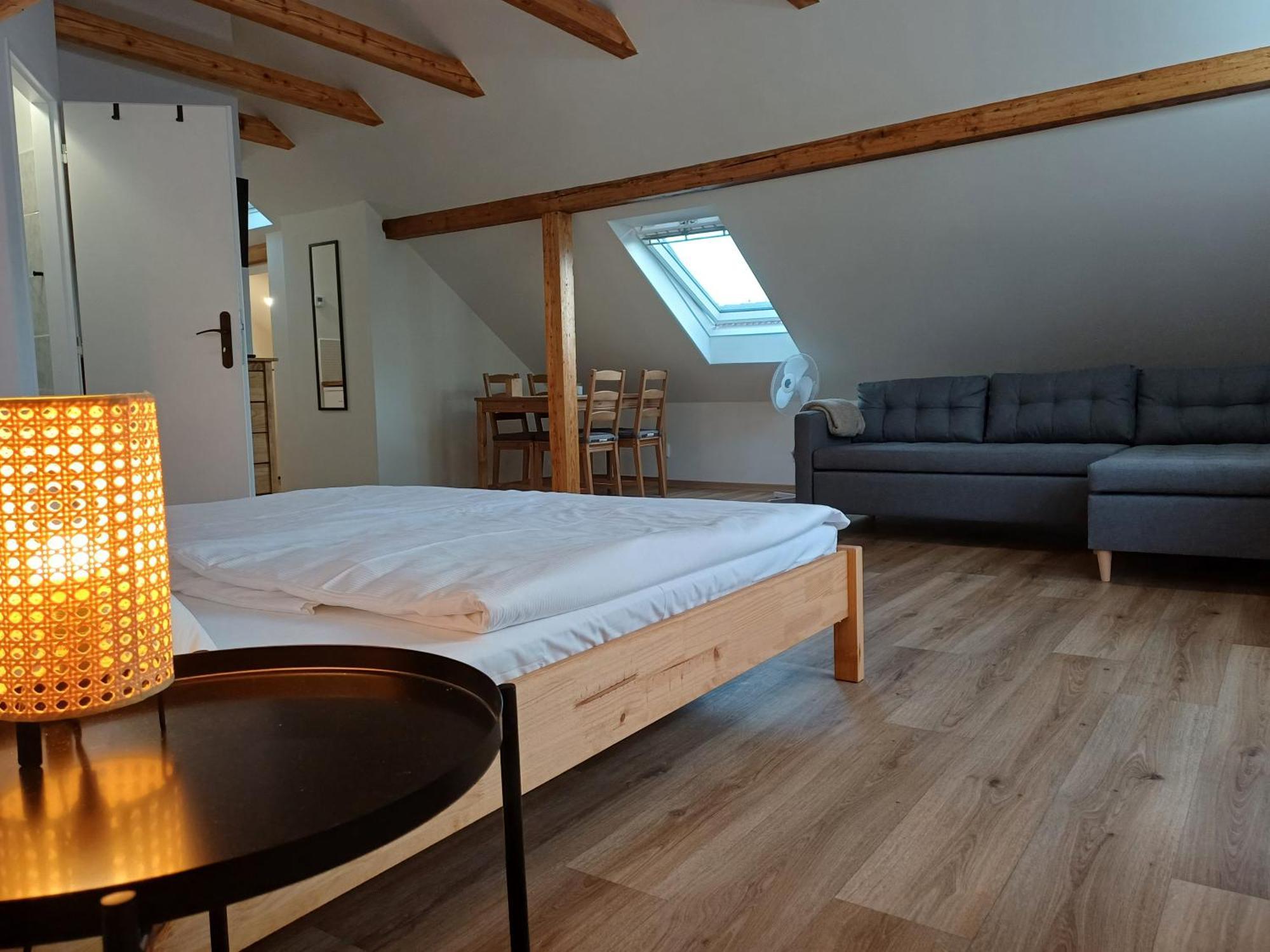 Loft Apartment Karlsbad Exterior foto